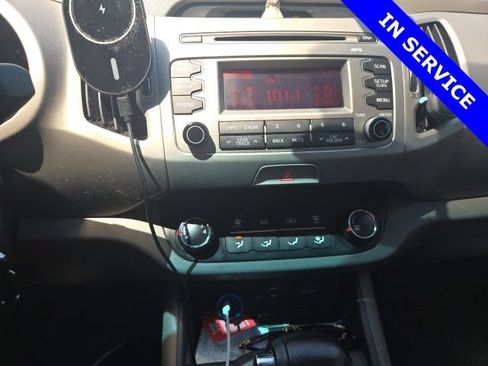 Used 2016 Kia Sportage LX FWD image 6