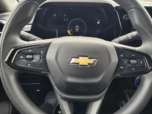 Used 2025 Chevrolet TrailBlazer LT image 17