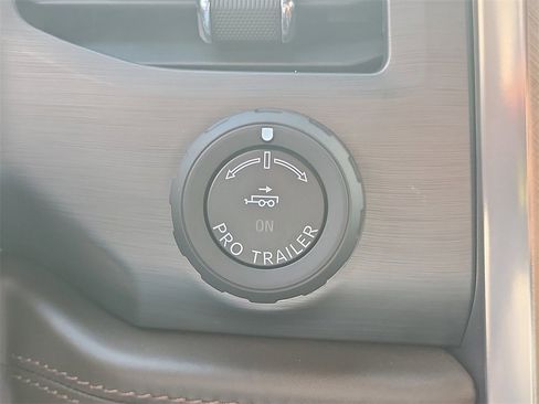 Used 2024 Ford Expedition King Ranch image 34