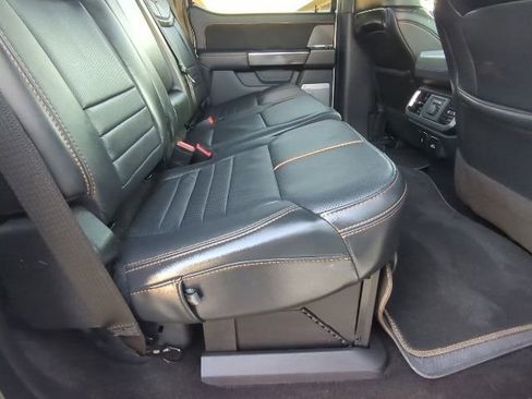 Used 2022 Ford F150 Platinum w/ FX4 Off-Road Package image 24