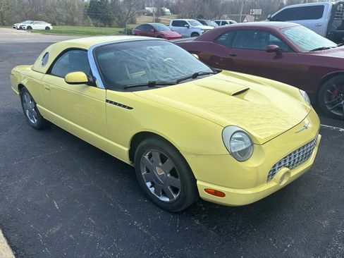 Used 2002 Ford Thunderbird image 1