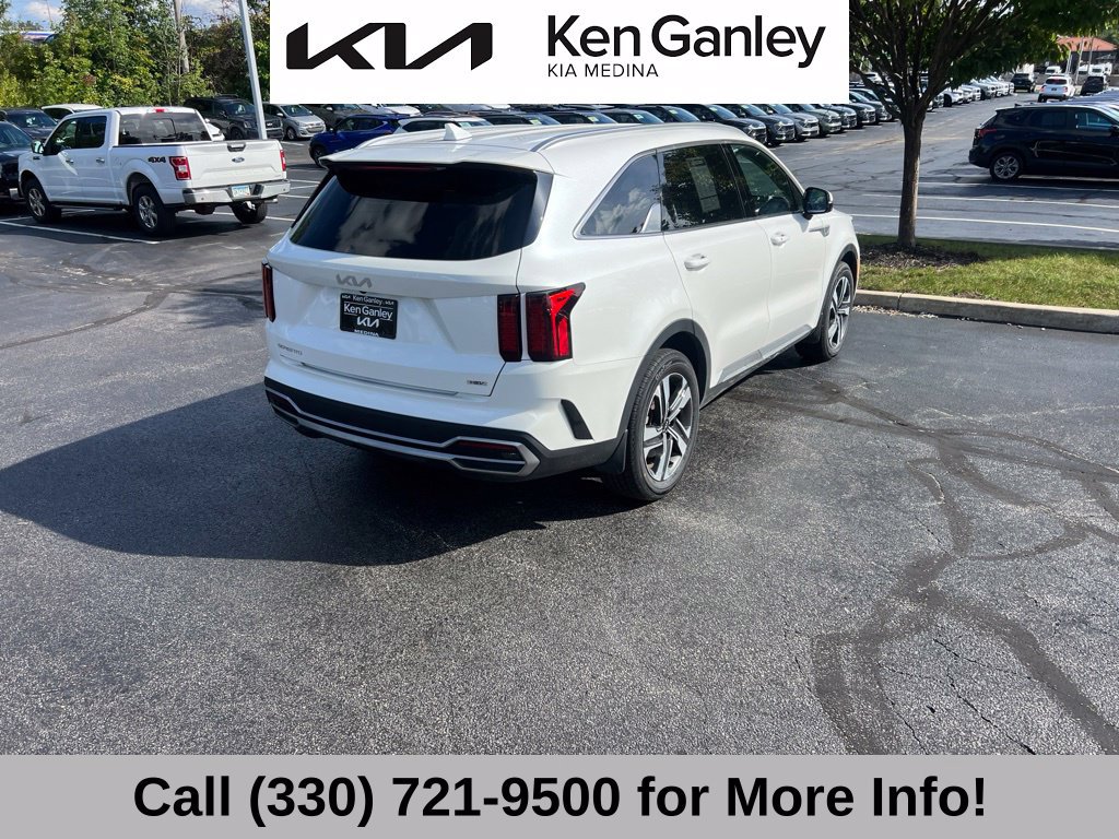 Certified 2023 Kia Sorento EX AWD/4WD image 11