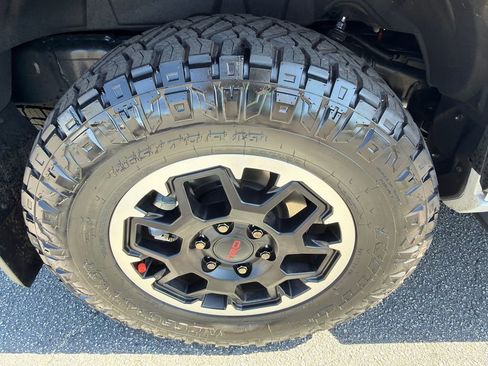 Used 2026 Toyota 4Runner TRD Off-Road Premium image 17