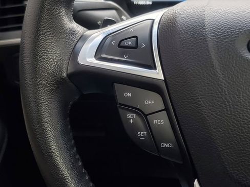 Used 2016 Ford Edge SEL w/ Equipment Group 201A AWD/4WD image 12