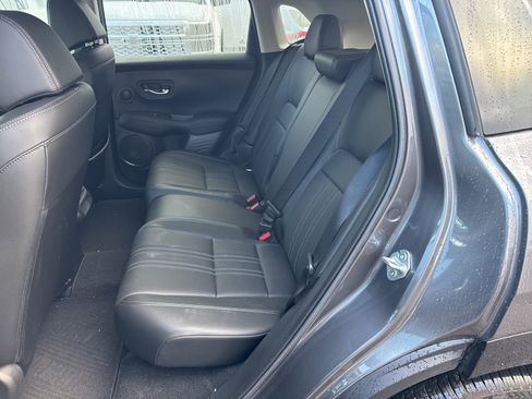 Used 2025 Honda HR-V EX-L image 10