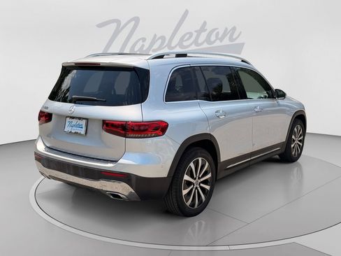 Used 2020 Mercedes-Benz GLB 250 w/ Premium Package image 6