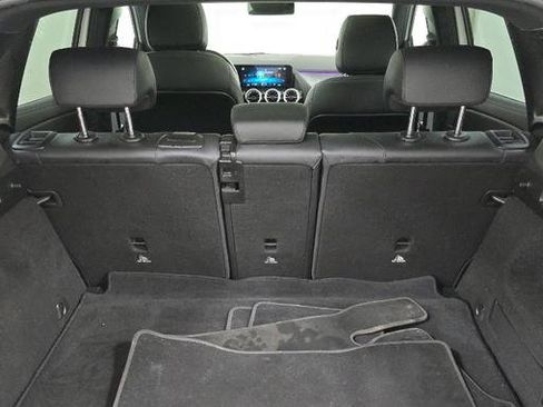 Used 2022 Mercedes-Benz GLA 250 4MATIC w/ Premium Package Lite image 14