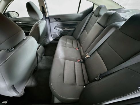 Used 2025 Nissan Altima 2.5 SV FWD image 25