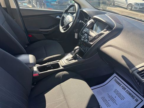 Used 2017 Ford Focus SEL image 24