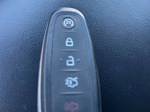 Used 2017 Lincoln Navigator L Select image 23