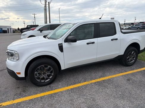 Used 2024 Ford Maverick XLT image 3
