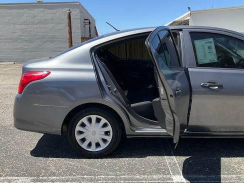 Used 2016 Nissan Versa S image 16