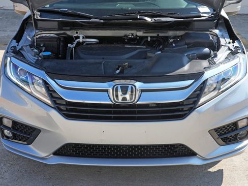 Used 2019 Honda Odyssey EX image 7