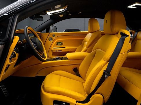 Used 2025 Rolls-Royce Spectre Black Badge w/ Spectre Enhancement Package image 37