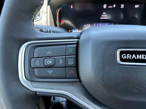 New 2026 Jeep Grand Wagoneer Limited w/ Rear Seat Video Group I AWD/4WD image 24