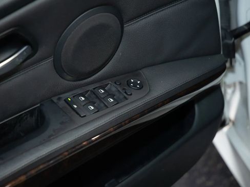 Used 2006 BMW 325xi Wagon image 19