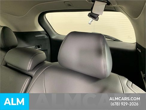 Used 2025 Honda CR-V EX-L image 28