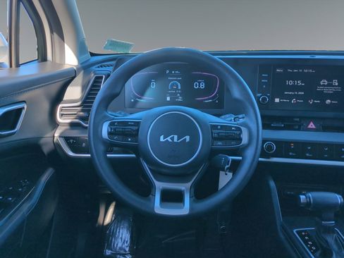 Used 2024 Kia Sportage LX FWD image 12