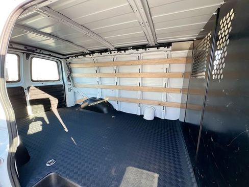 Used 2024 GMC Savana 2500 w/ Driver Convenience Package image 28
