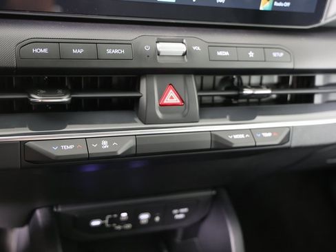 New 2025 Kia K4 EX image 15
