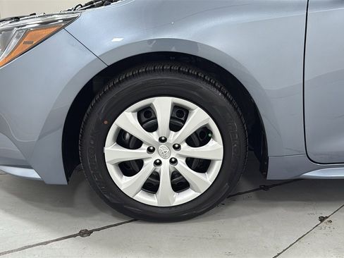 Certified 2025 Toyota Corolla LE image 24
