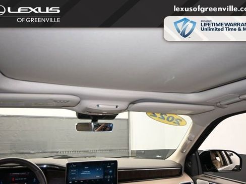 Used 2022 Lincoln Navigator Reserve AWD/4WD image 24