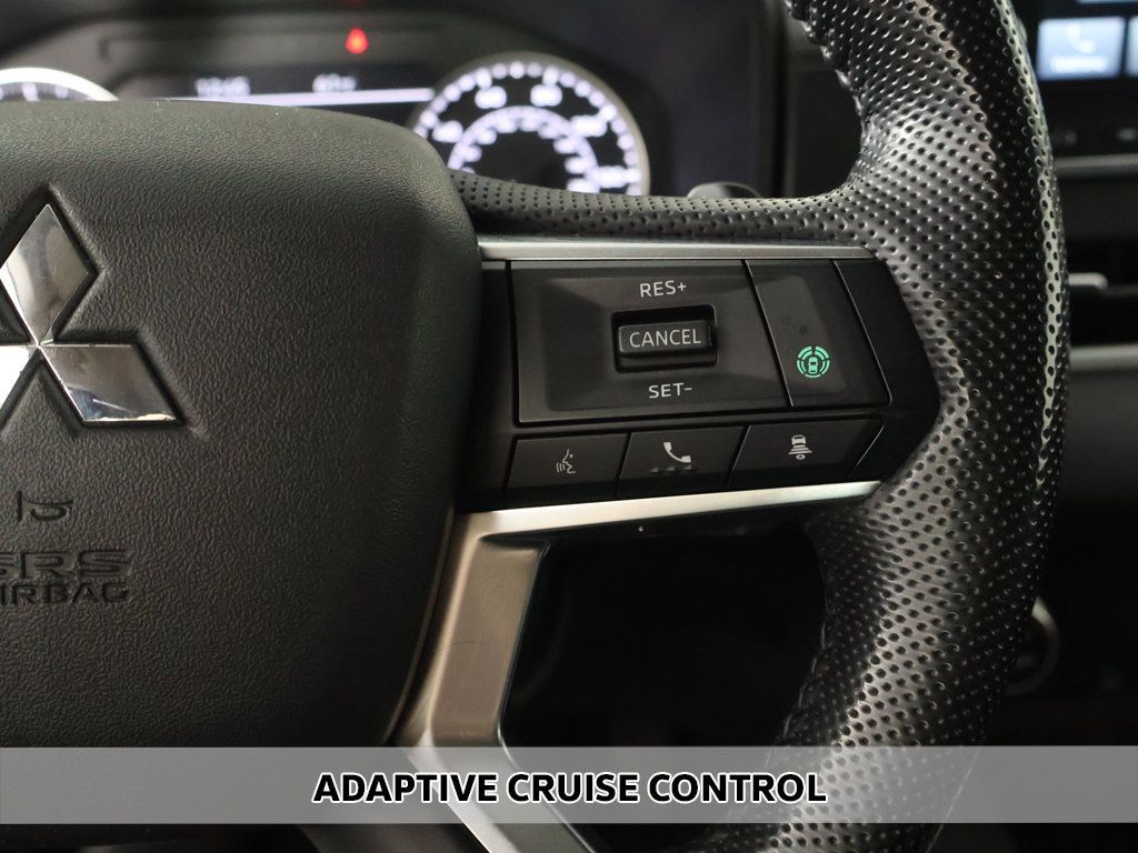 Used 2022 Mitsubishi Outlander SEL AWD/4WD image 5