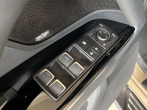 Certified 2025 Lexus LX 700h Overtrail AWD/4WD image 9