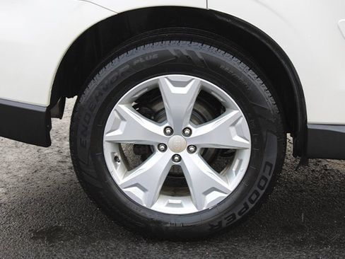 Used 2015 Subaru Forester 2.5i Limited image 8