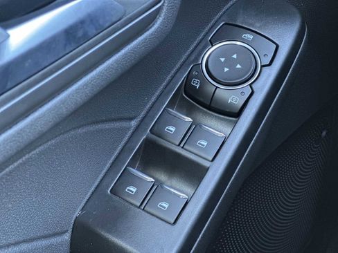 Used 2024 Ford Escape SE image 15