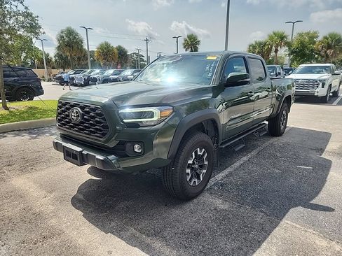 Used 2021 Toyota Tacoma TRD Off-Road w/ TRD Premium Off Road Package AWD/4WD image 5