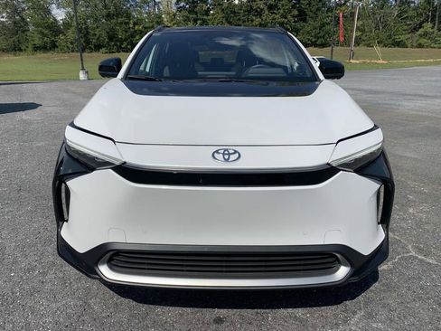 Used 2023 Toyota bZ4X Limited w/ Weather Package image 7