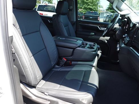 Used 2025 GMC Sierra 1500 Elevation AWD/4WD image 39