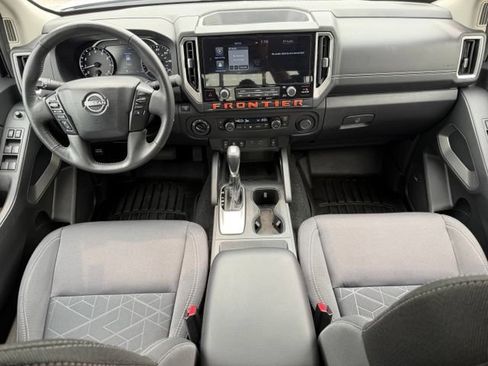 Certified 2025 Nissan Frontier SV w/ SV Convenience Package AWD/4WD image 26