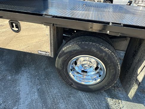 Used 2024 RAM 3500 Tradesman w/ Chrome Appearance Group image 13