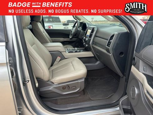 Used 2021 Ford Expedition XLT AWD/4WD image 14