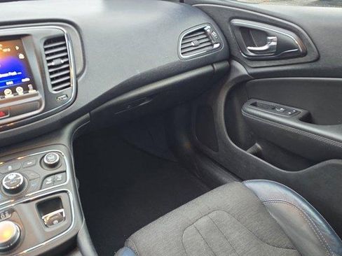 Used 2016 Chrysler 200 S w/ Comfort Group image 14