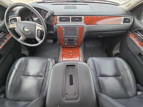 Used 2014 Chevrolet Tahoe LTZ image 21