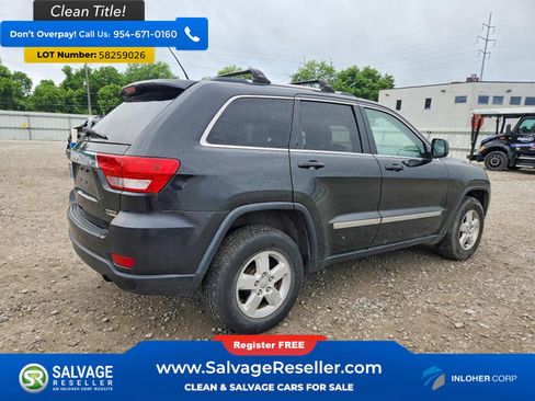 Used 2012 Jeep Grand Cherokee Laredo w/ Laredo E Group AWD/4WD image 4