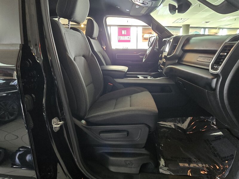 Used 2019 RAM 1500 Big Horn AWD/4WD image 15