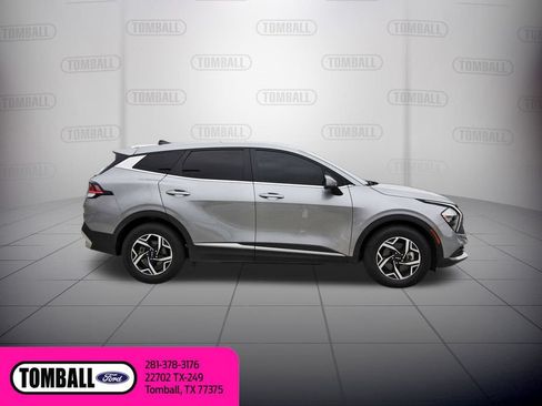 Used 2023 Kia Sportage LX FWD image 8