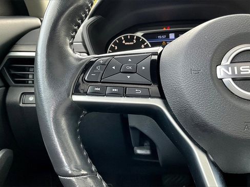 Used 2023 Nissan Altima 2.5 SL image 10