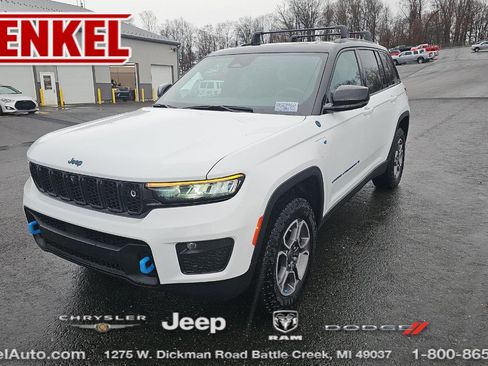 Used 2023 Jeep Grand Cherokee Trailhawk w/ Advanced Protech Group II image 1