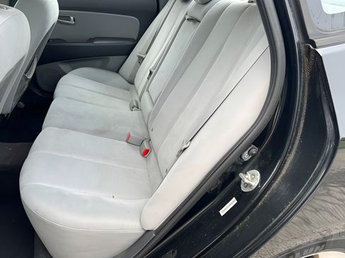 Used 2008 Hyundai Elantra GLS FWD image 11