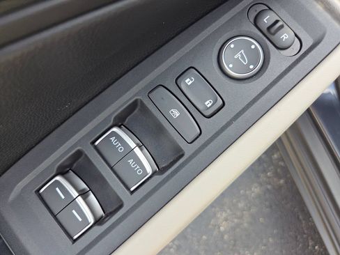 Certified 2025 Honda Accord LX image 27