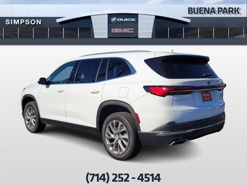Used 2026 Buick Enclave Preferred image 6