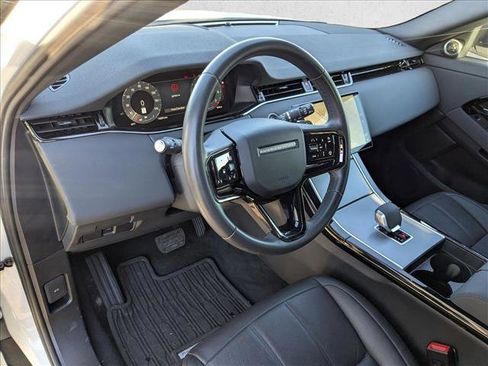 Used 2024 Land Rover Range Rover Evoque S image 9