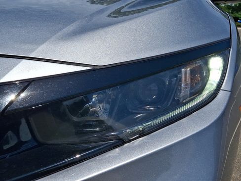 Used 2021 Honda Civic Sport image 10