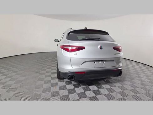 Used 2019 Alfa Romeo Stelvio Ti Sport w/ Quick Order Package 22S Sport image 43