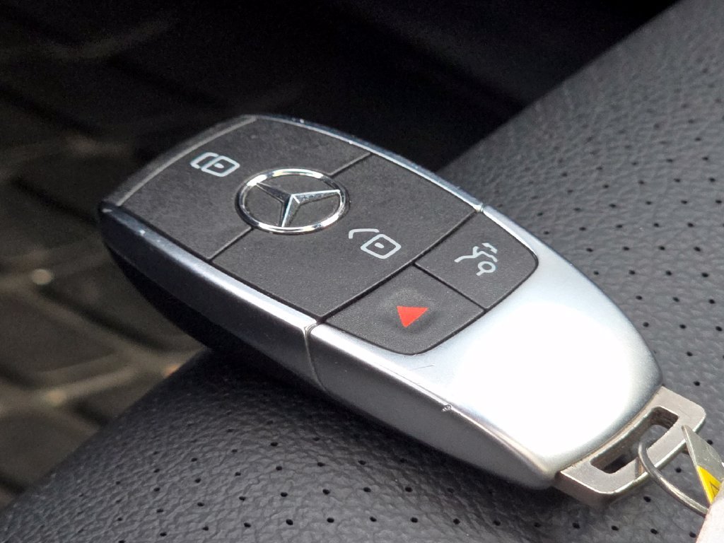 Certified 2024 Mercedes-Benz GLS 450 4MATIC image 40